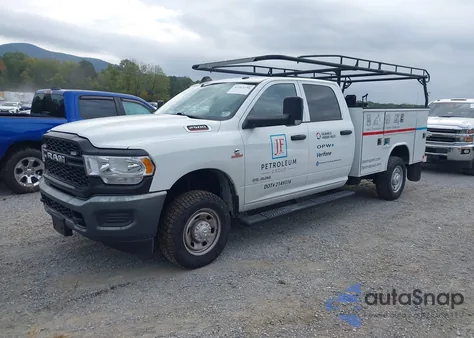 2022 Ram 2500 Tradesman 4X4 8' Box from USA, damaged, VIN 3C6UR5HL2NG272417